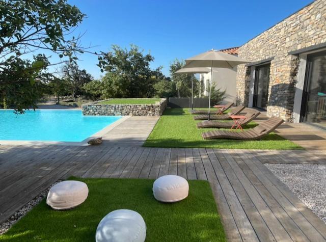 Le Domaine Du Cade-Gites D'Exception 4Etoiles "La Villa Du Cade" Cazevieille Eksteriør billede